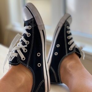 Women’s Converse Shoes
